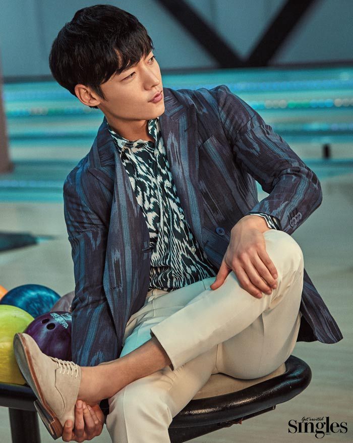 Choi Jin Hyuk For February 2017 Singles | Couch Kimchi